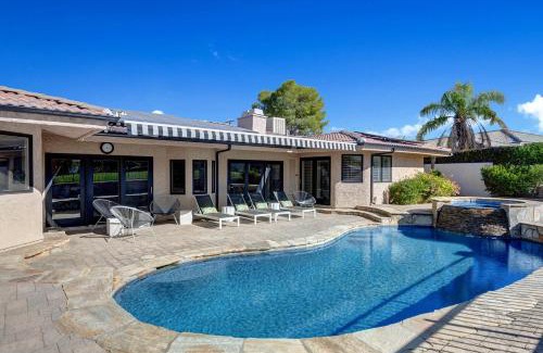 Palm Springs House | Our Poolside Desert Nirvana