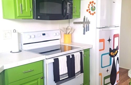 Kissimmee Cottage | Our Retro Mod Pod-Disney & Old Town Minutes Away!