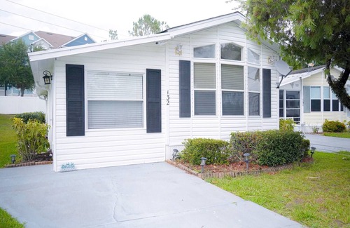 Kissimmee Cottage | Our Retro Mod Pod-Disney & Old Town Minutes Away!