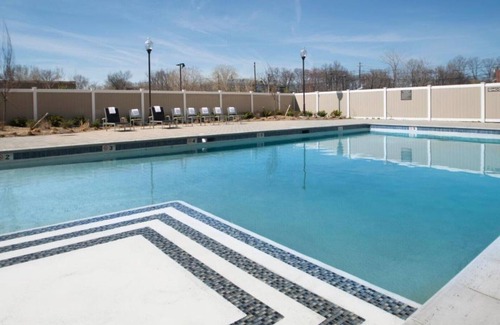 Ampere House | Our Room is the perfect place for all travelers visiting northern New Jersey