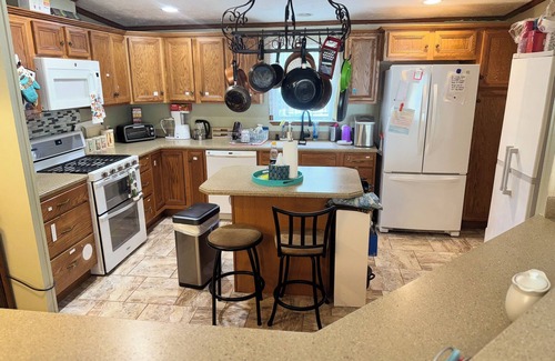 Big Sandy House | Our Soothing Sunsets Lake House is available for your retreats or vacations!