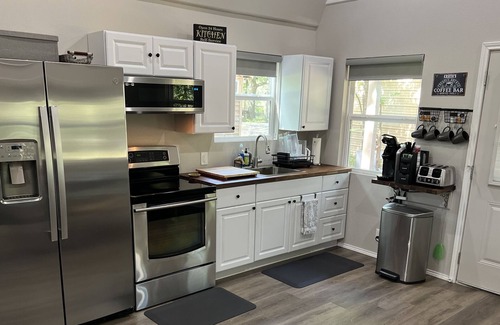 Scenic Oaks Cottage | Our Tiny House is Peaceful, it is a place for relaxing and enjoying.