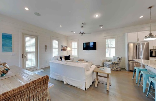Lakeside at Blue Mountain Beach House | Our Treasure | Stunning View, Pool, Beach Access!