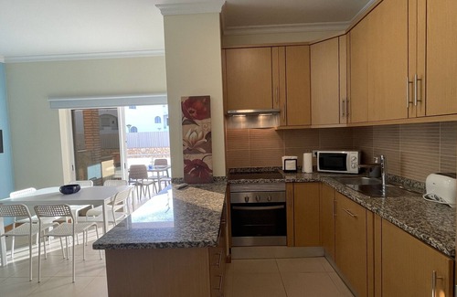 Areias de Sao Joao Apartment | Oura Oasis B by Check-in Portugal
