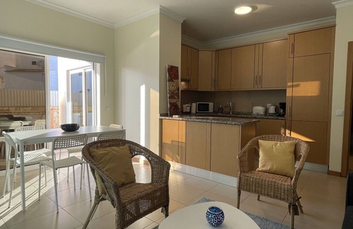 Areias de Sao Joao Apartment | Oura Oasis B by Check-in Portugal