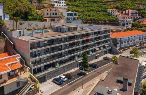 Camara de Lobos Apartment | OurMadeira - Bayside Apartment