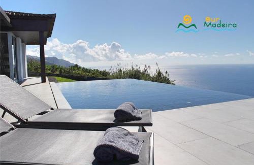 Estreito da Calheta Villa | OurMadeira - Cliffscape, panoramic seaviews