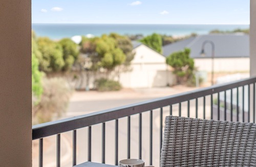Sellicks Beach House | Out Look ~ Sellicks Beach - Sumptuous Seaside Abode