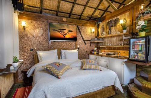 Had Nes Cabin | Out of Africa Resort