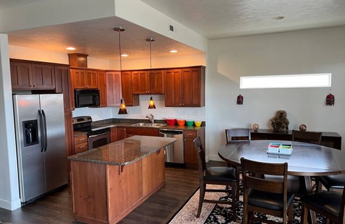 Quincy Condo | Out of Africa to Sunserra on the Columbia River