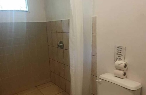Santa Elena Hotel | OutBox Inn