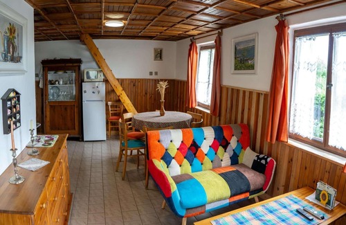 Slabce House | Outdoor Adventure & Relaxation