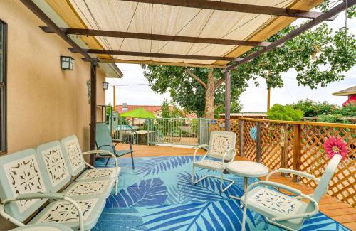 Albuquerque House | Outdoor Bar and Large Pool Retro ABQ Retreat!