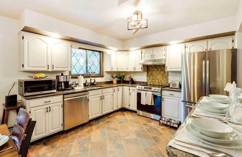 East Stroudsburg House | Outdoor Entertainment + Hot Tub: Poconos Home!
