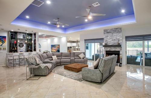 Trafalgar House | Outdoor Oasis Family-Friendly Cape Coral Home