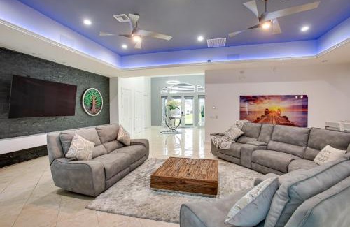 Trafalgar House | Outdoor Oasis Family-Friendly Cape Coral Home