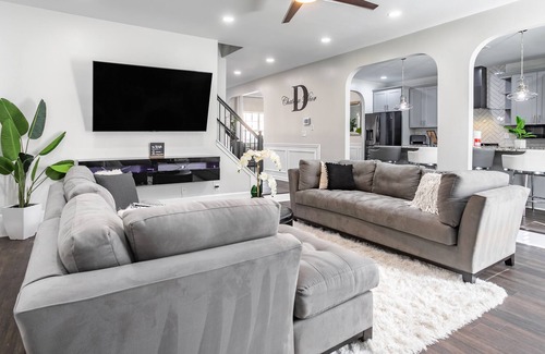 Cliftondale Villa | Outdoor Oasis | Game Room | Private Chef