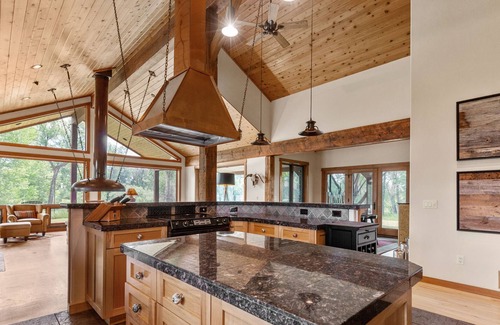Bozeman House | Outdoor oasis immersed in 55 acres of nature with views, fireplace & Jacuzzi tub