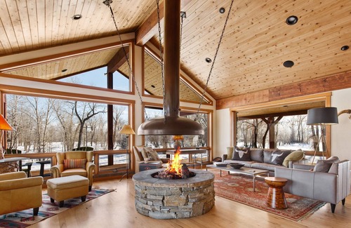 Bozeman House | Outdoor oasis immersed in 55 acres of nature with views, fireplace & Jacuzzi tub