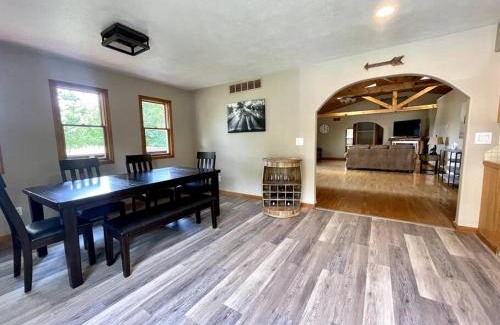 Carbondale House | Outdoor Oasis in Wildlife Refuge