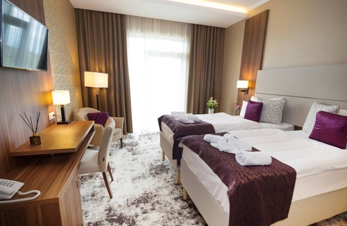 Polgar Hotel | Outlet Hotel Polgár