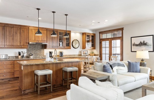 Jackson Condo | Outpost: Love Ridge 252 - Spacious, Air Conditioned
