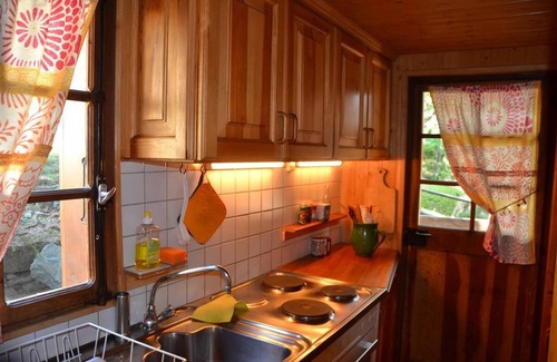 Saint-Luc Ski Chalet | Outside: cottage for 6 people, balcony and terrace with garden furniture -Interior: 80 m2, closed en