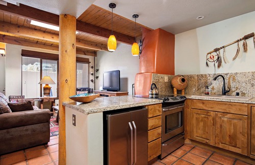 Northeast Santa Fe Hotel | Outstanding Fort Marcy Condo Above The Plaza