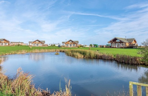 Hornsea Ski Chalet | Outstanding, spacious and contemporary two storey lodge.