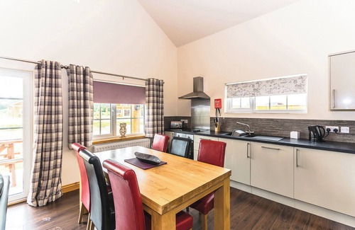 Hornsea Ski Chalet | Outstanding, spacious and contemporary two storey lodge.