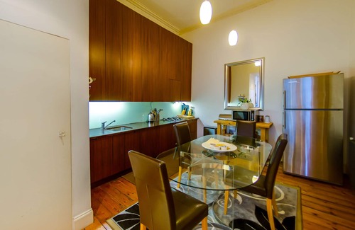 Leith Apartment | Over looking park land - "Leith-Links", the original home of golf!
