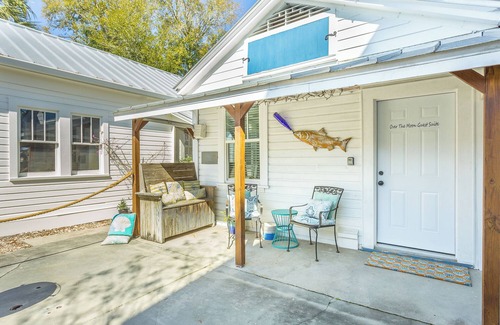 Historic Downtown Apalachicola Cottage | Over the Moon Guest Suite at Blue Moon Inn. Walk everywhere!