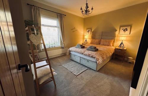 Chester House | Overleigh Cottage, with optional Hot Tub hire