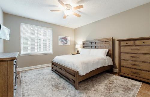 Greenville Downtown House | Overlook Downtown GVL!