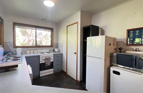 Inverloch Cottage | Overlook Hideaway Inverloch