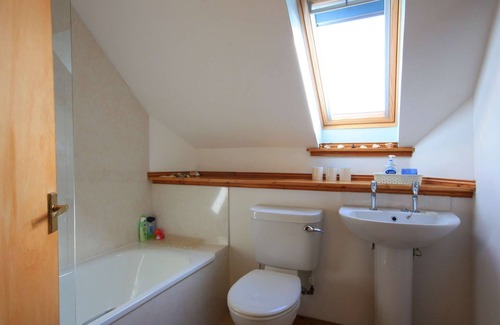 Avoch House | Overlooking Avoch harbour and the Moray Firth. Spot dolphins from the kitchen.