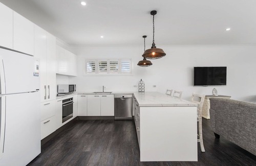 Crescent Head House | Oversized Executive Styled Home, Flat Walk To Town & Amazing Ocean Views!