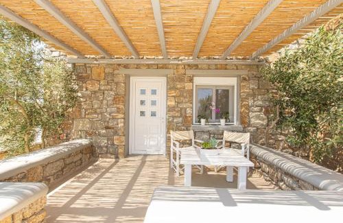 Plintri Apartment | Overview Mykonos Apartments