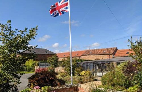 Louth House | Owl Cottage, Covenham Holiday Cottages