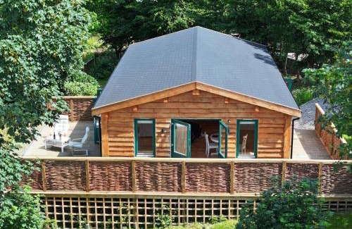 Liskeard House | Owl Lodge