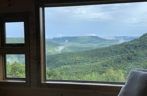 Mt. Sherman Cabin | Owl's Nest Cabin-A Newly-Built Luxury Cabin with an Incredible View!