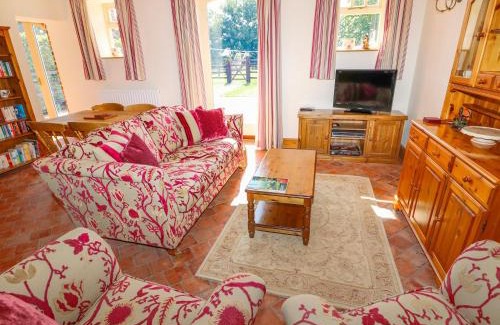 Alford House | Owl's Roost
