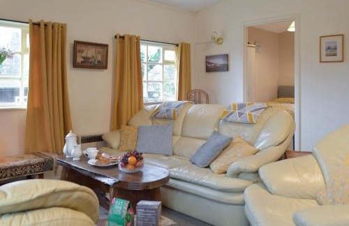 Cenarth House | Owls About - Uk6756
