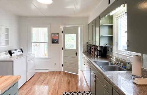 Owls Head House | Owls Cottage | Dog-friendly house in Owls Head with ocean view, near Rockland