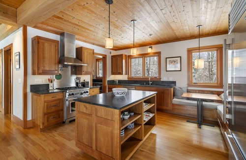 Moscow Ski Chalet | Owls Head Estate - Unmatched & Unforgettable Views