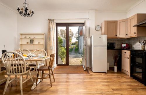 Wadebridge House | Owls Roost cottage