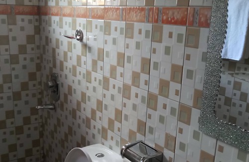 Soroti Hotel | Ox's Suites