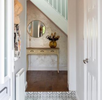 Headington House | Oxford Escape - Stylish 3 Bedroom Holiday Home with free parking