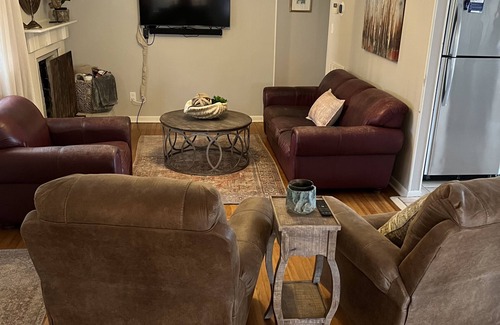 Oxford Cabin | Oxford Hillside Hideaway