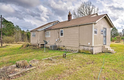 Oxford Cottage | Oxford Home on Private Land < 7 Mi to Dtwn!